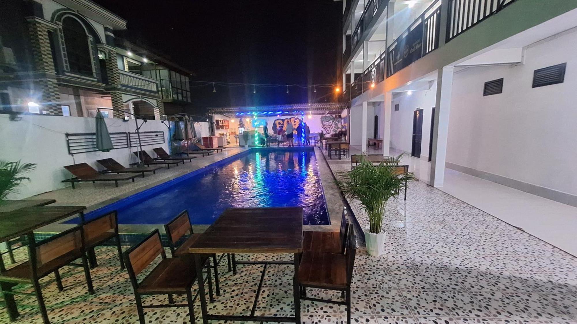 Vang Vieng Backpackers Hostel Exteriör bild
